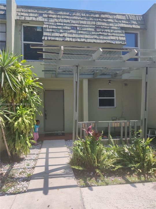 待售: $315,000 (3 贝兹, 2 浴室, 1530 平方英尺)