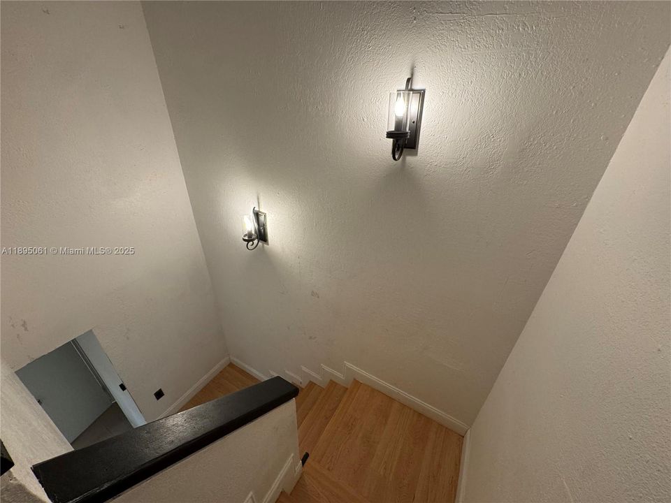 待售: $315,000 (3 贝兹, 2 浴室, 1530 平方英尺)