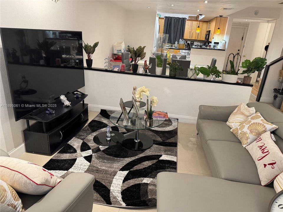 待售: $315,000 (3 贝兹, 2 浴室, 1530 平方英尺)