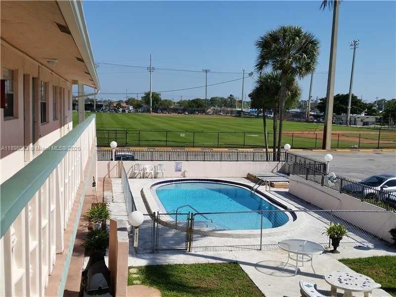 For Sale: $139,990 (1 beds, 1 baths, 620 Square Feet)