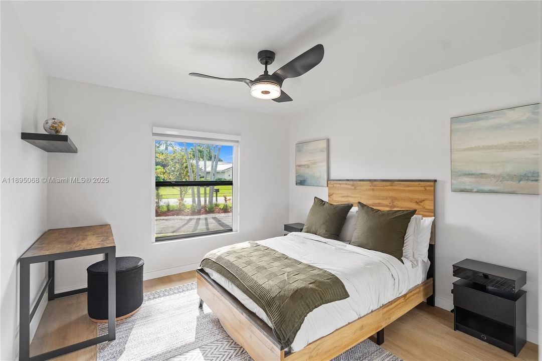 Active With Contract: $1,175,000 (4 beds, 3 baths, 2580 Square Feet)