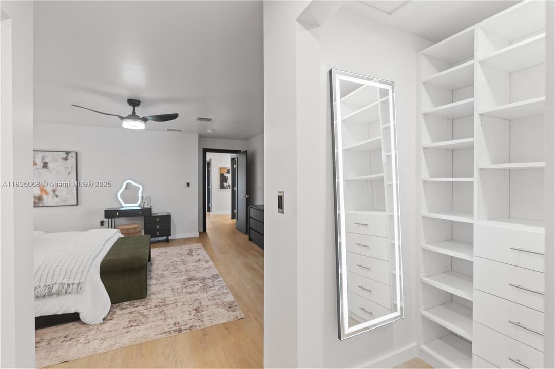 Active With Contract: $1,175,000 (4 beds, 3 baths, 2580 Square Feet)