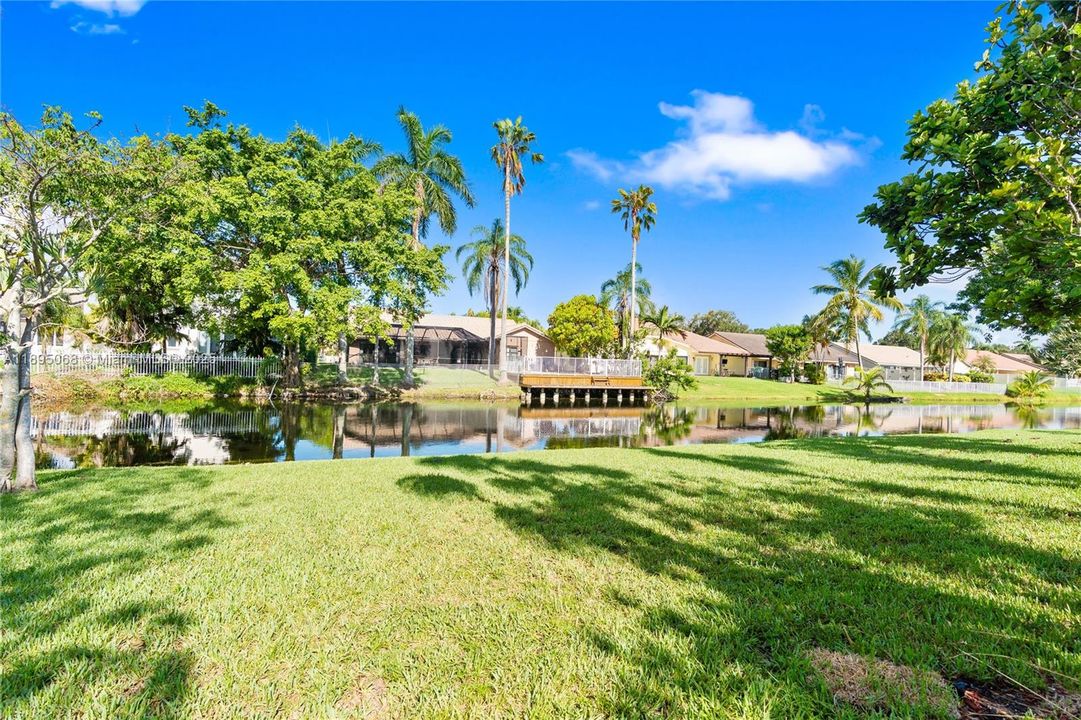 Active With Contract: $1,175,000 (4 beds, 3 baths, 2580 Square Feet)