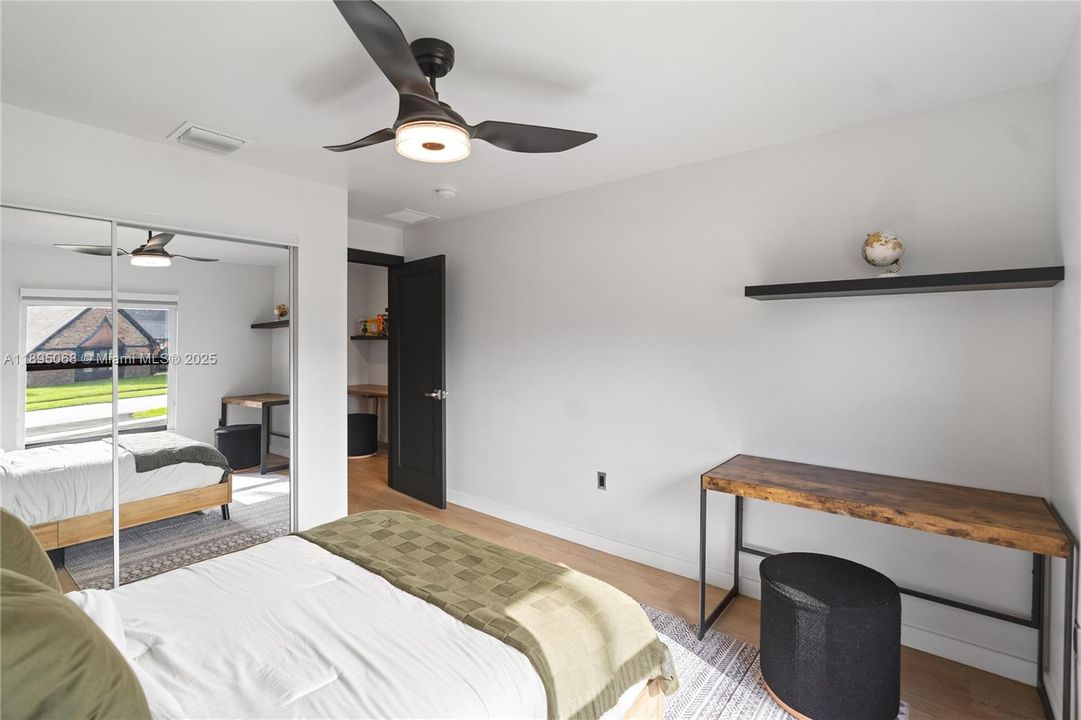 Active With Contract: $1,175,000 (4 beds, 3 baths, 2580 Square Feet)