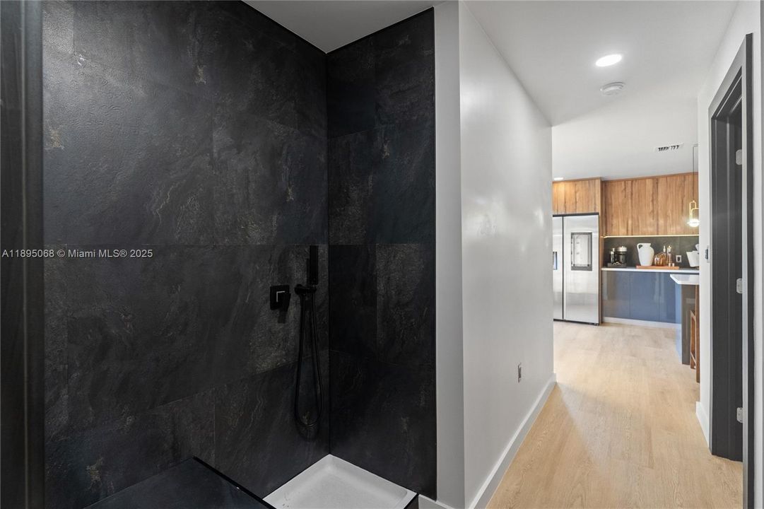 Active With Contract: $1,175,000 (4 beds, 3 baths, 2580 Square Feet)