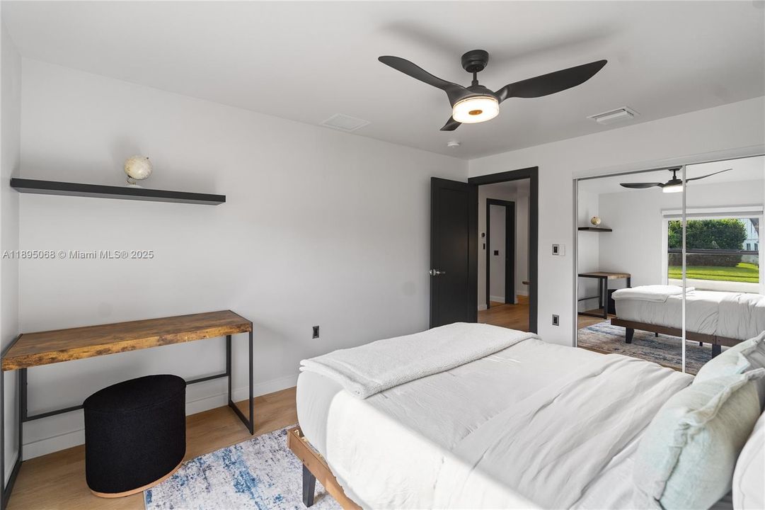 Active With Contract: $1,175,000 (4 beds, 3 baths, 2580 Square Feet)