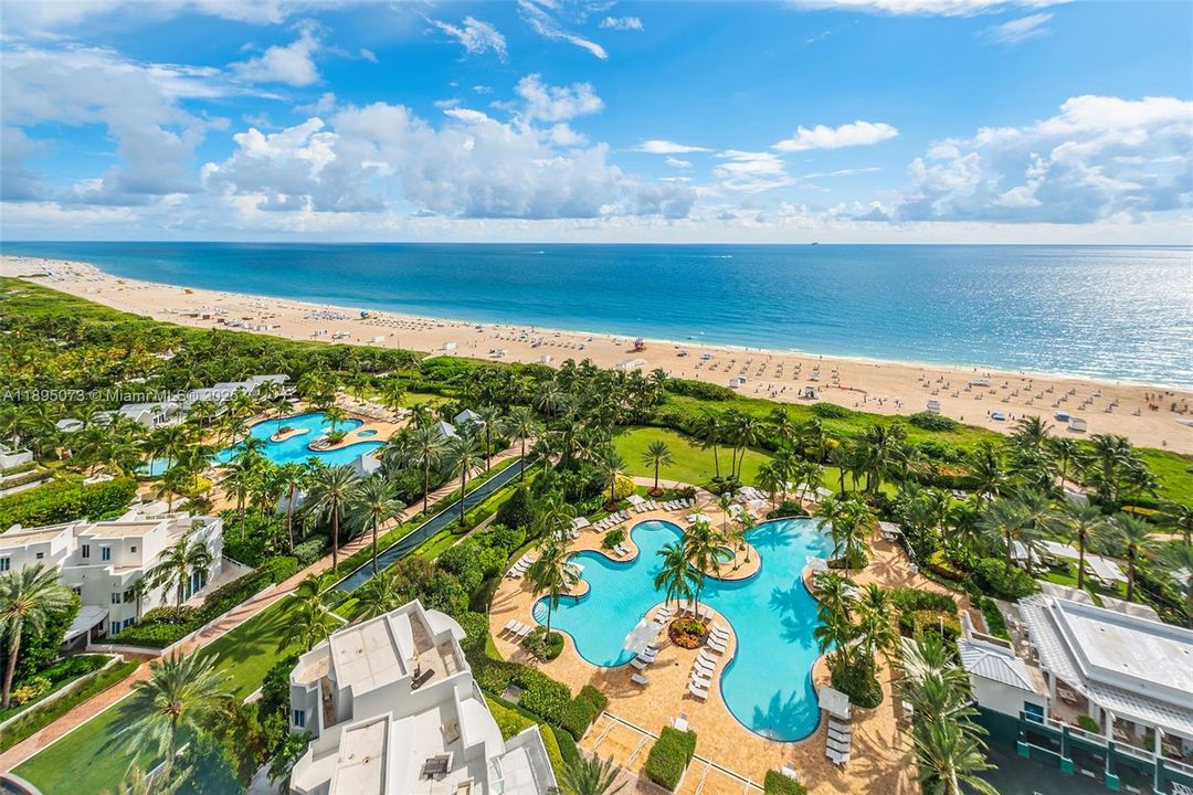 合同活跃: $25,000 (2 贝兹, 2 浴室, 1870 平方英尺)