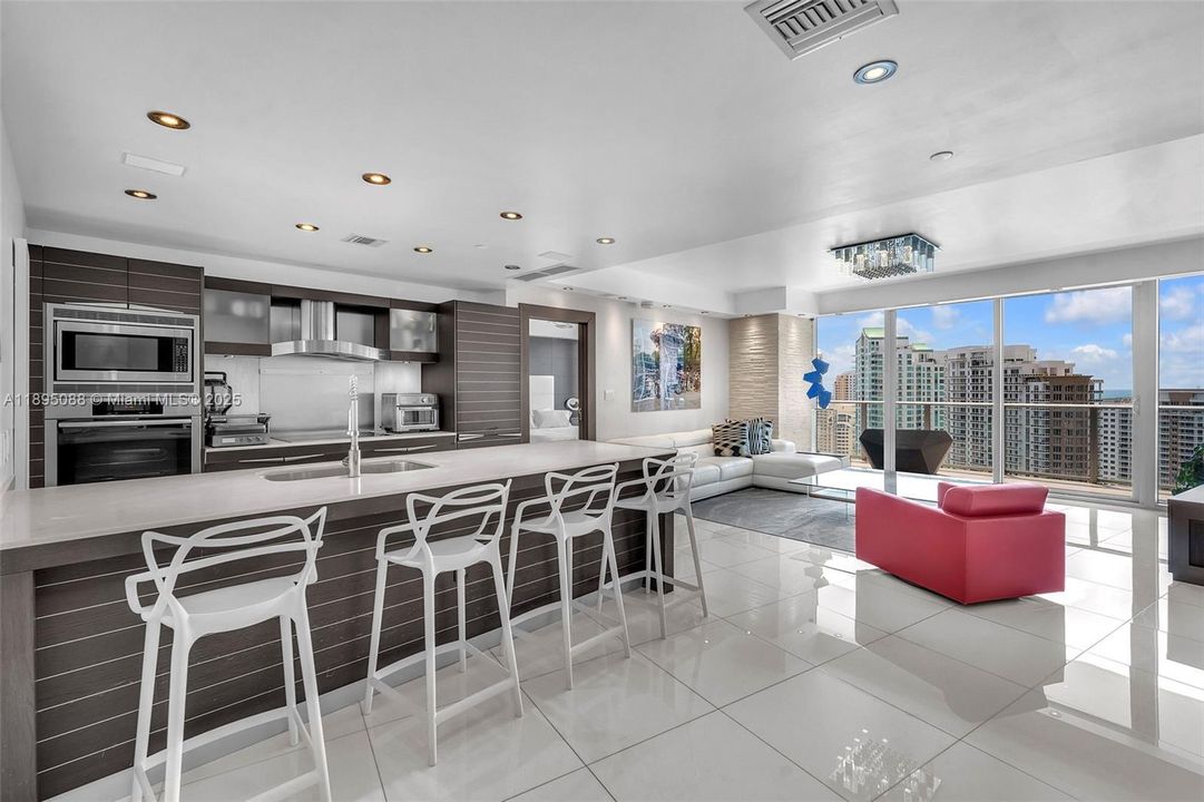 Недавно арендовано: $8,000 (2 спален, 2 ванн, 1500 Квадратных фут)