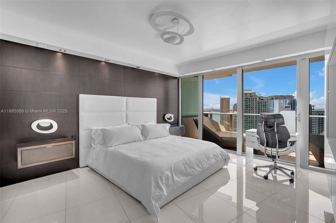 Недавно арендовано: $8,000 (2 спален, 2 ванн, 1500 Квадратных фут)