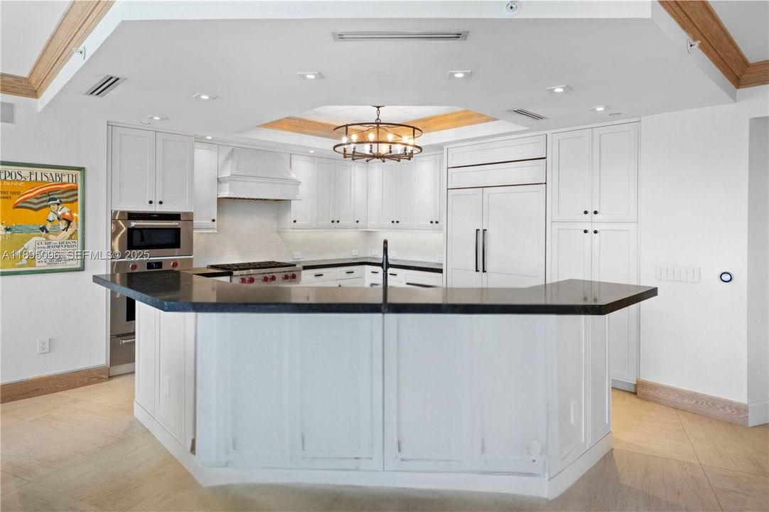 For Sale: $3,975,000 (4 beds, 3 baths, 3528 Square Feet)