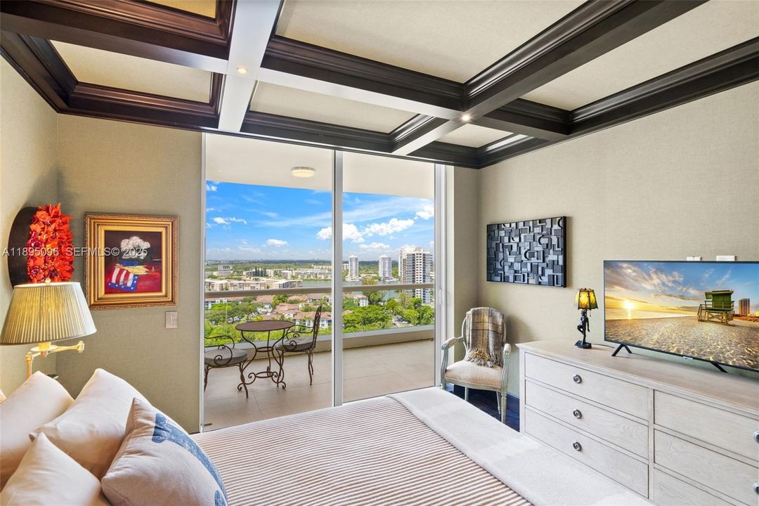 For Sale: $3,975,000 (4 beds, 3 baths, 3528 Square Feet)