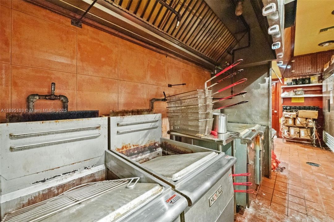 На продажу: $1,110,000 (0 спален, 0 ванн, 0 Квадратных фут)