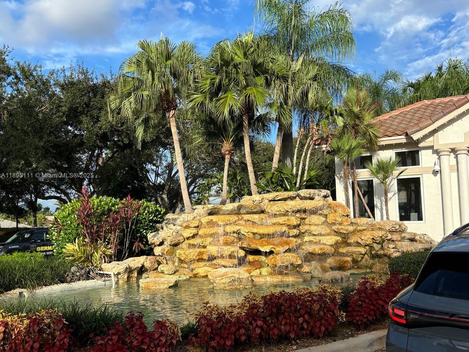 Недавно арендовано: $4,800 (4 спален, 2 ванн, 2500 Квадратных фут)