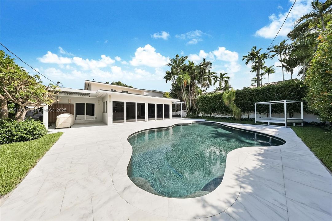 For Sale: $3,890,000 (4 beds, 3 baths, 3833 Square Feet)