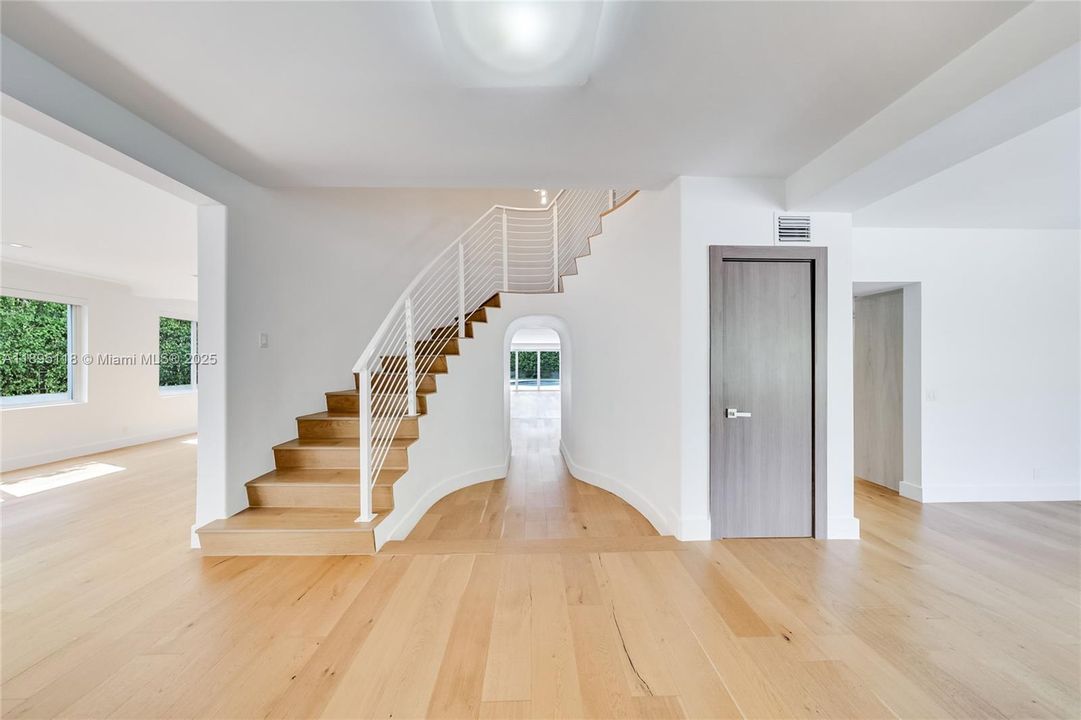 For Sale: $3,890,000 (4 beds, 3 baths, 3833 Square Feet)