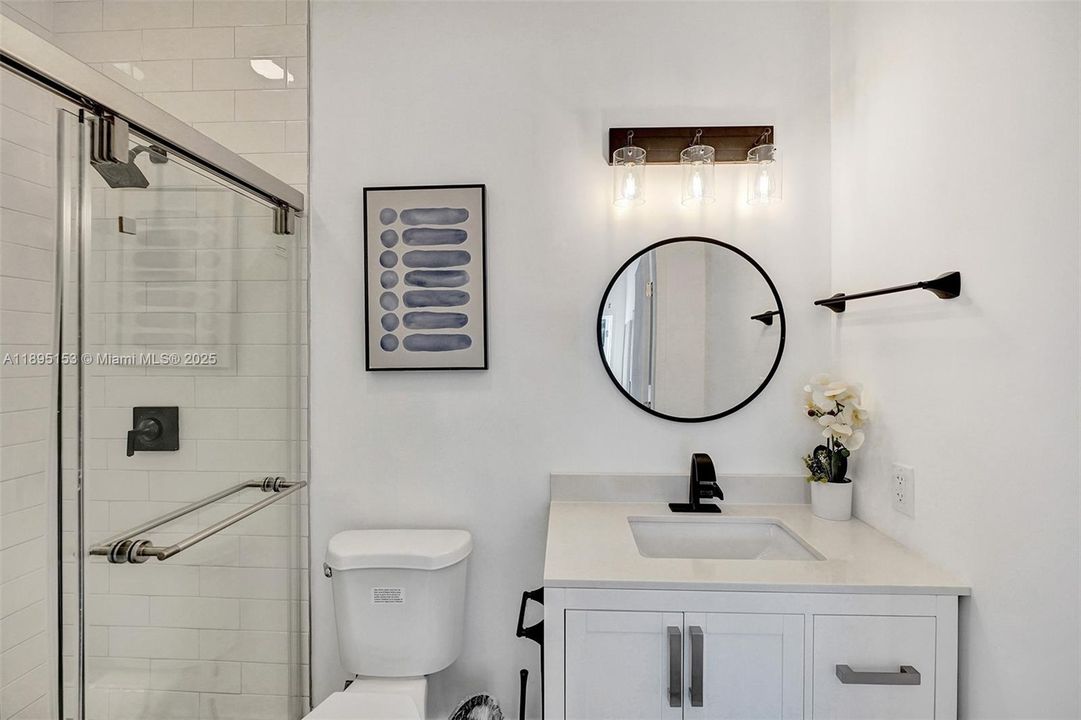 For Sale: $2,480,000 (6 beds, 5 baths, 4133 Square Feet)