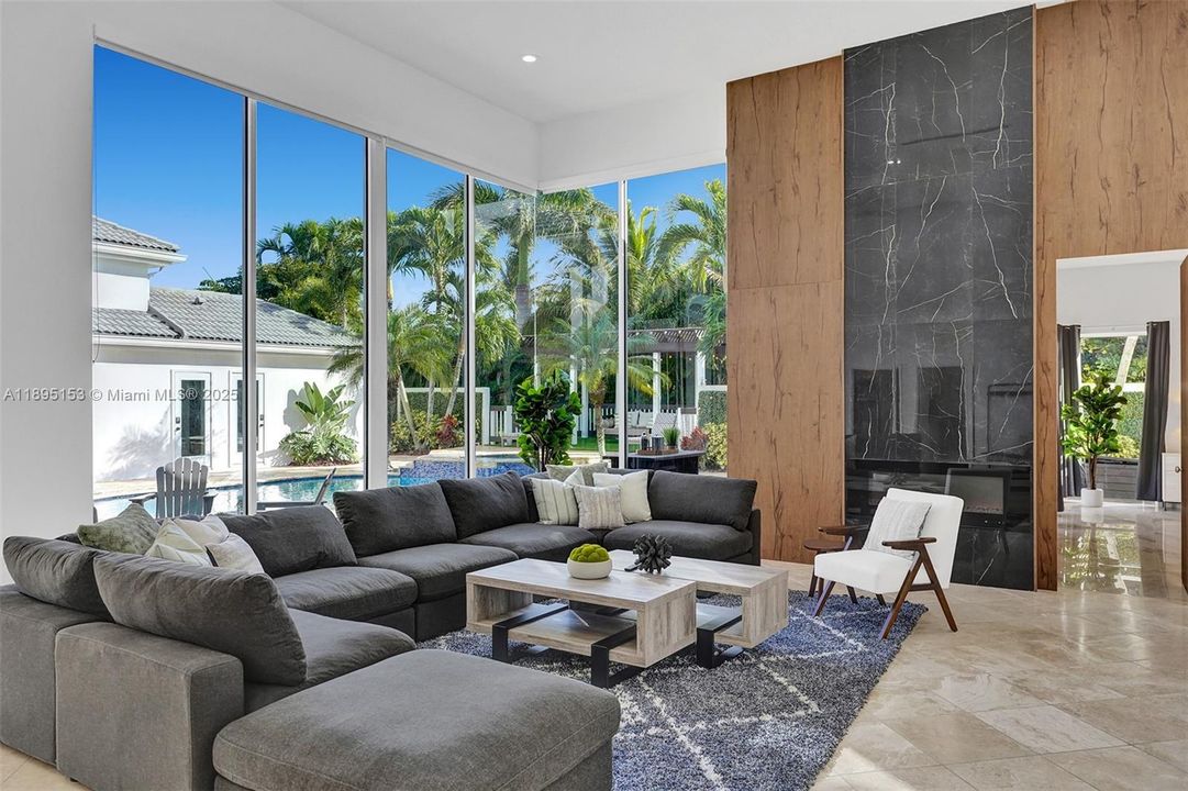 For Sale: $2,480,000 (6 beds, 5 baths, 4133 Square Feet)