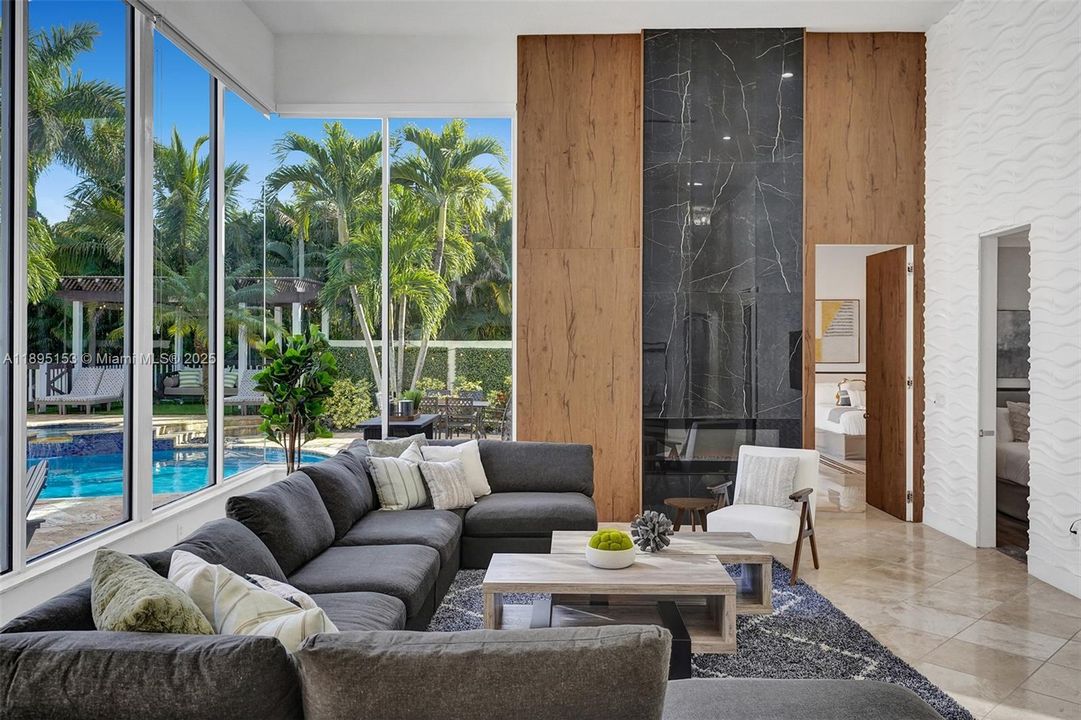 For Sale: $2,480,000 (6 beds, 5 baths, 4133 Square Feet)