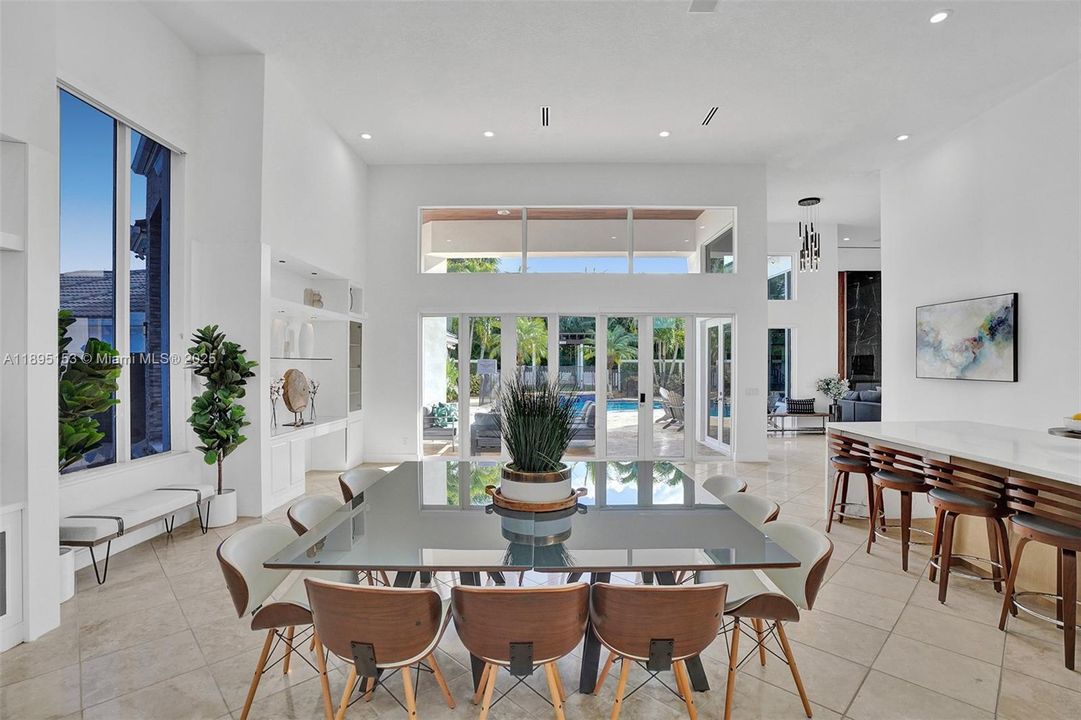 For Sale: $2,480,000 (6 beds, 5 baths, 4133 Square Feet)