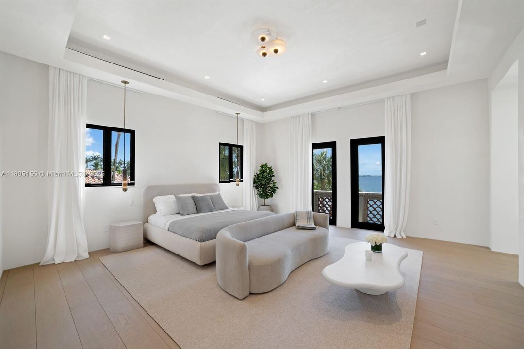 For Sale: $32,500,000 (7 beds, 7 baths, 6023 Square Feet)