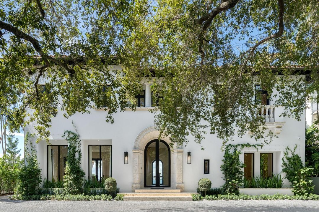 For Sale: $32,500,000 (7 beds, 7 baths, 6023 Square Feet)