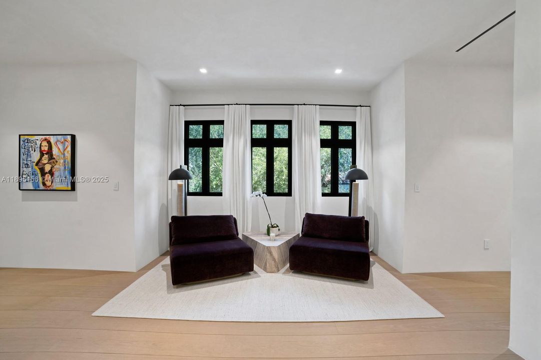 For Sale: $32,500,000 (7 beds, 7 baths, 6023 Square Feet)