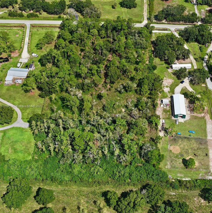 En Venta: $250,000 (4.52 acres)