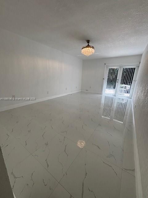 Active With Contract: $3,200 (3 beds, 2 baths, 1465 Square Feet)