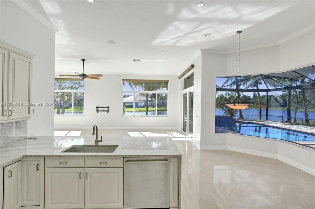 En Venta: $1,950,000 (5 camas, 3 baños, 3183 Pies cuadrados)