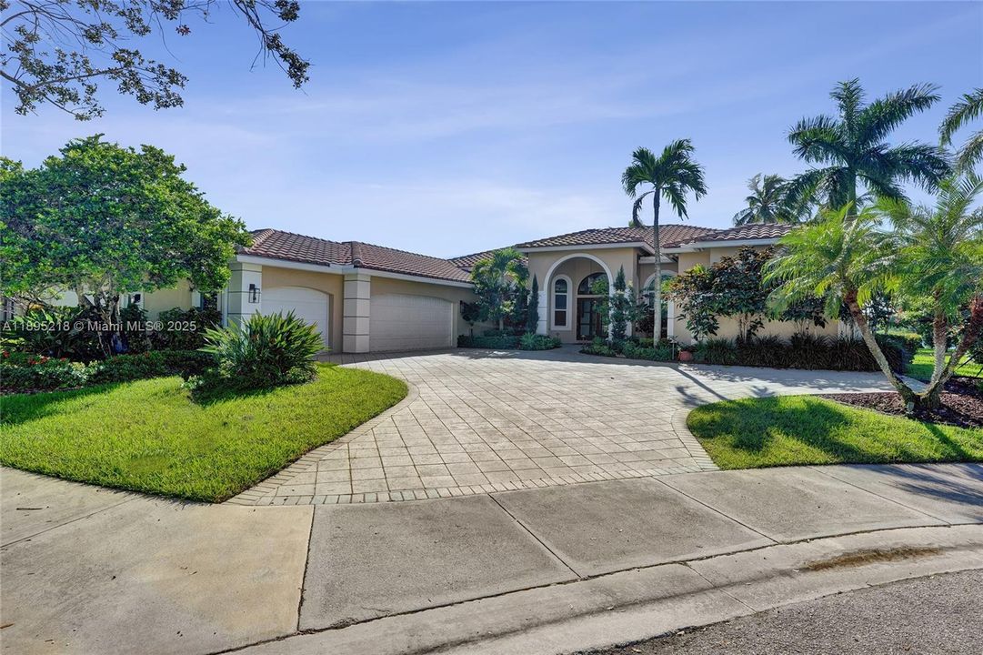 En Venta: $1,950,000 (5 camas, 3 baños, 3183 Pies cuadrados)