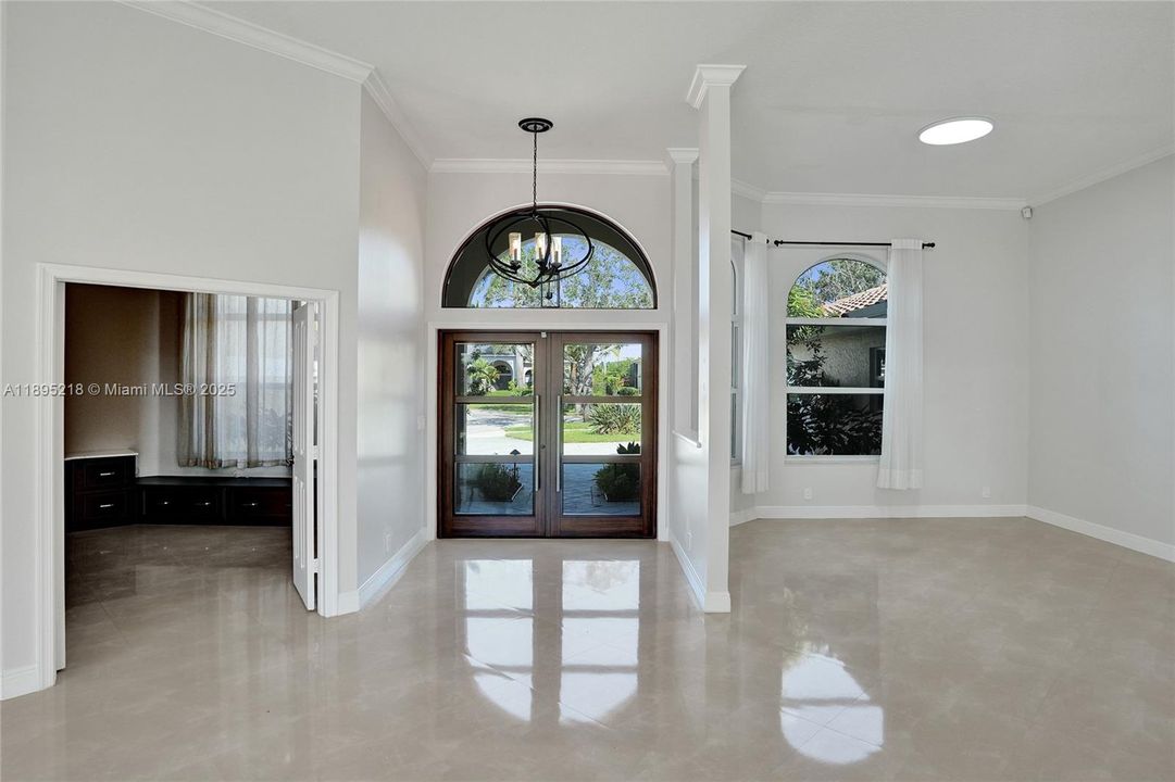 En Venta: $1,950,000 (5 camas, 3 baños, 3183 Pies cuadrados)