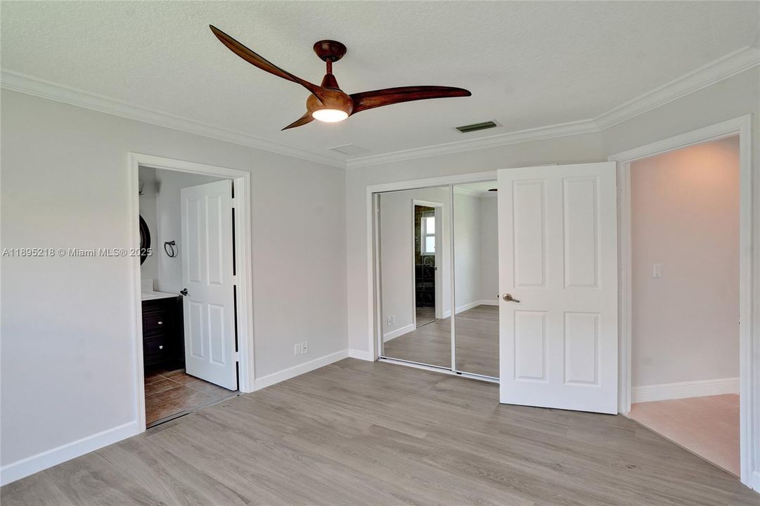 En Venta: $1,950,000 (5 camas, 3 baños, 3183 Pies cuadrados)