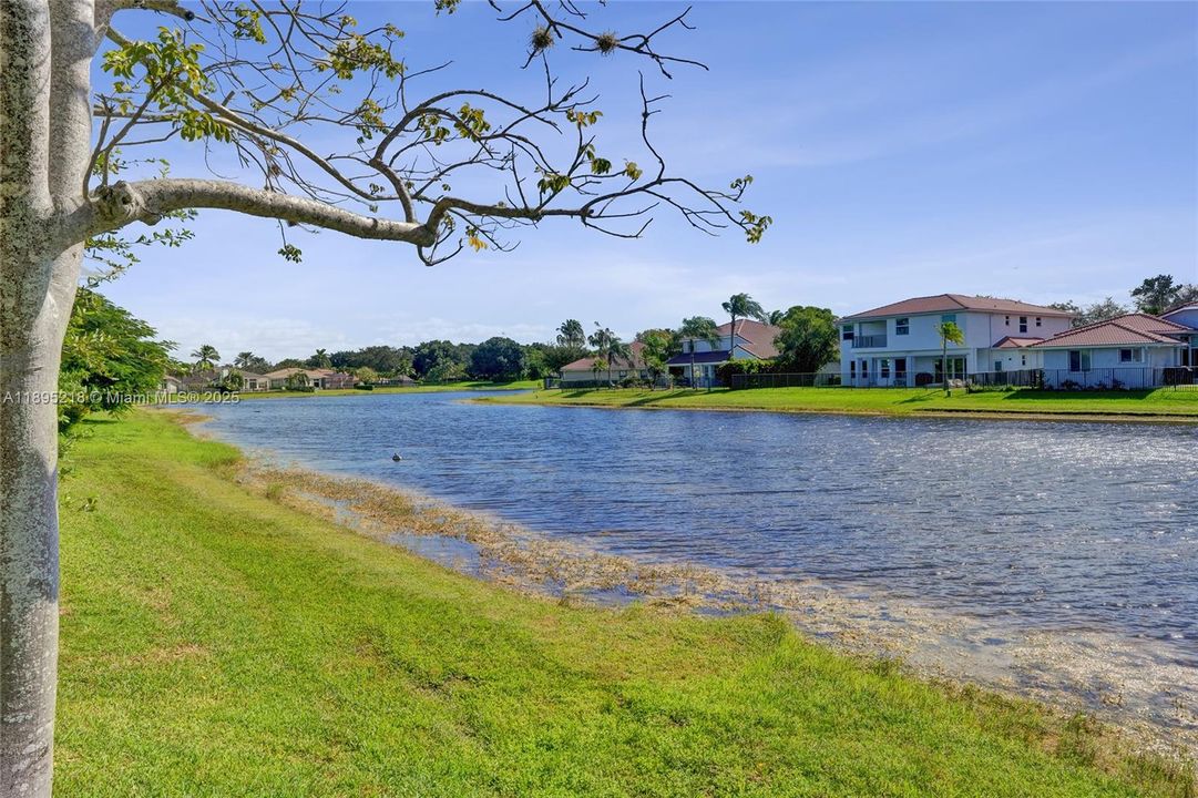 En Venta: $1,950,000 (5 camas, 3 baños, 3183 Pies cuadrados)