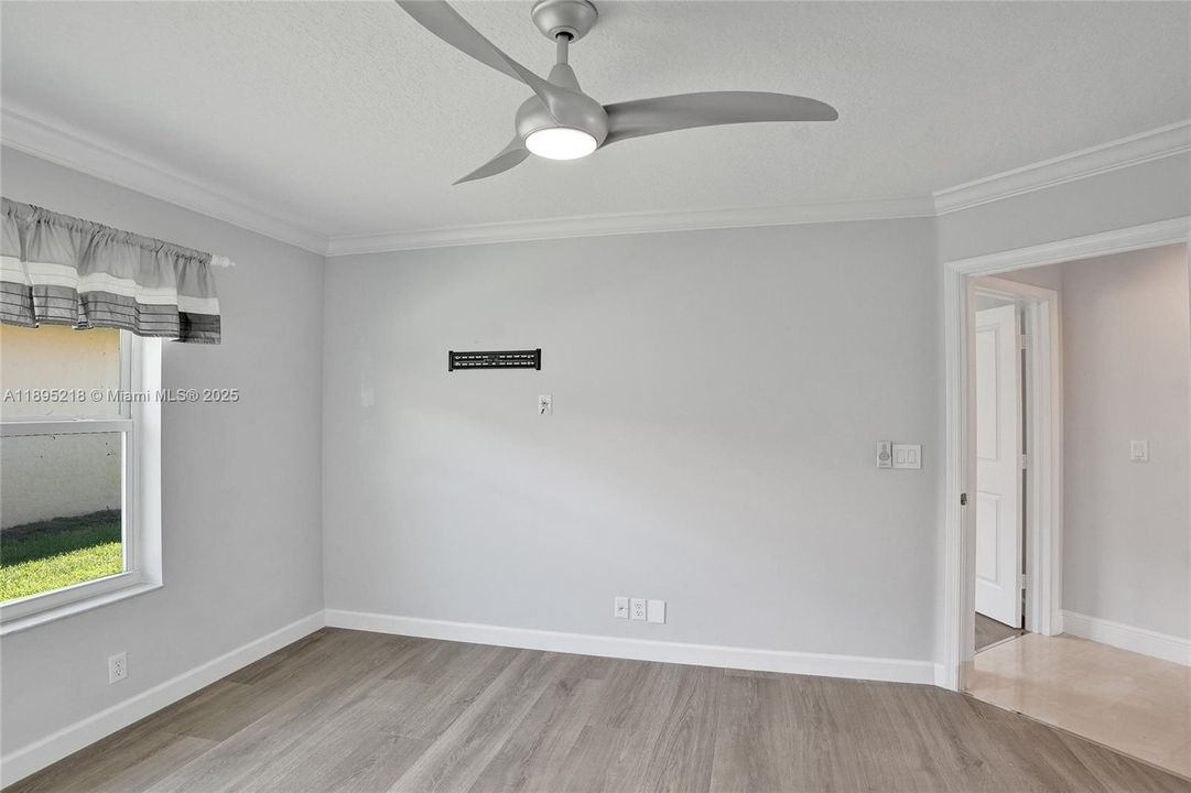 En Venta: $1,950,000 (5 camas, 3 baños, 3183 Pies cuadrados)