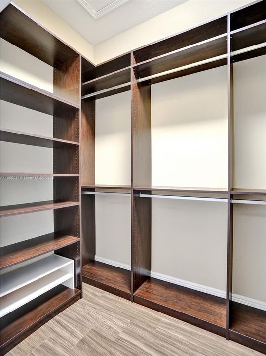 En Venta: $1,950,000 (5 camas, 3 baños, 3183 Pies cuadrados)