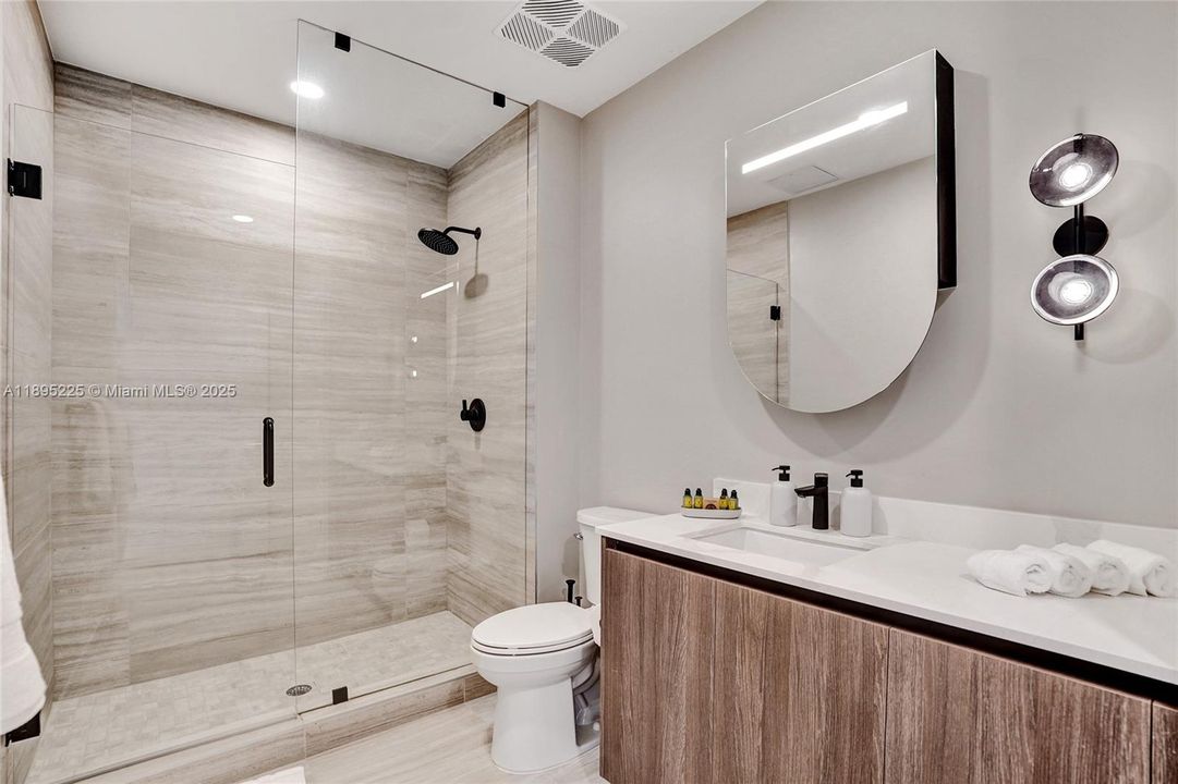 En Venta: $2,250,000 (2 camas, 2 baños, 995 Pies cuadrados)