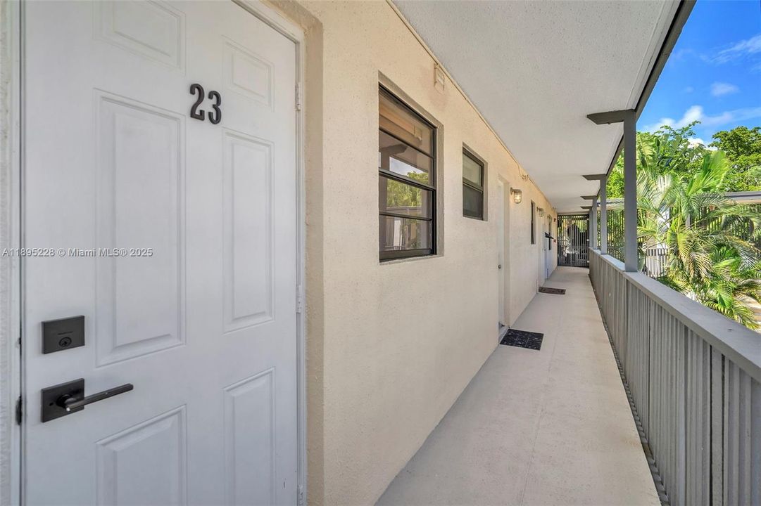 最近租的: $3,500 (2 贝兹, 2 浴室, 1064 平方英尺)