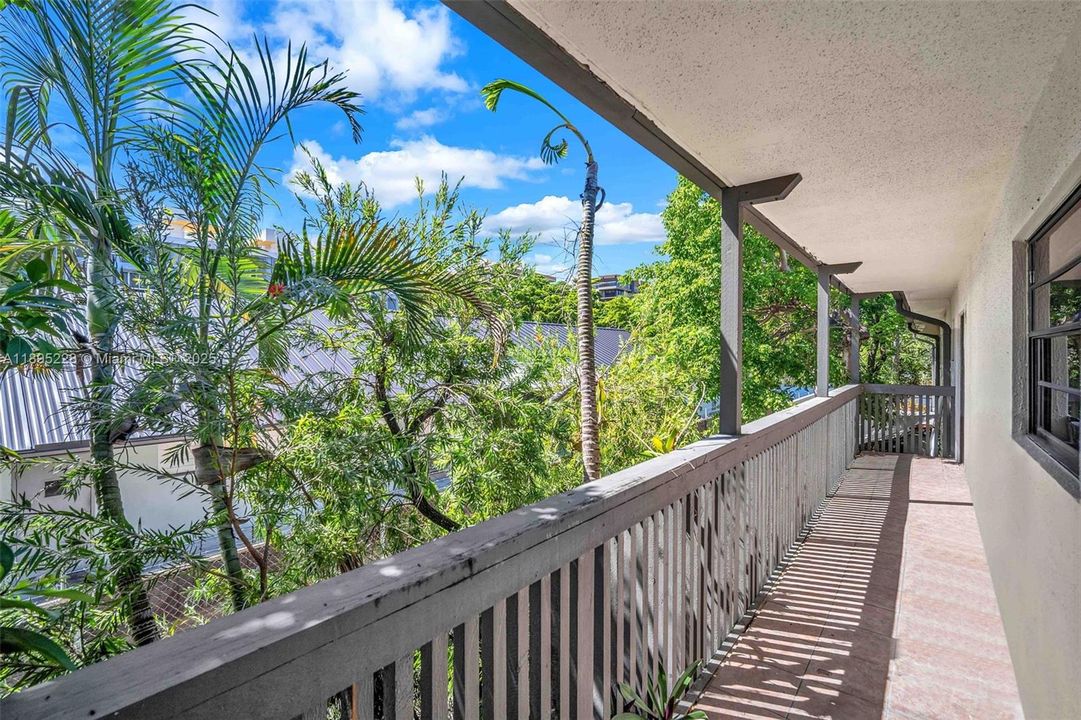 最近租的: $3,500 (2 贝兹, 2 浴室, 1064 平方英尺)