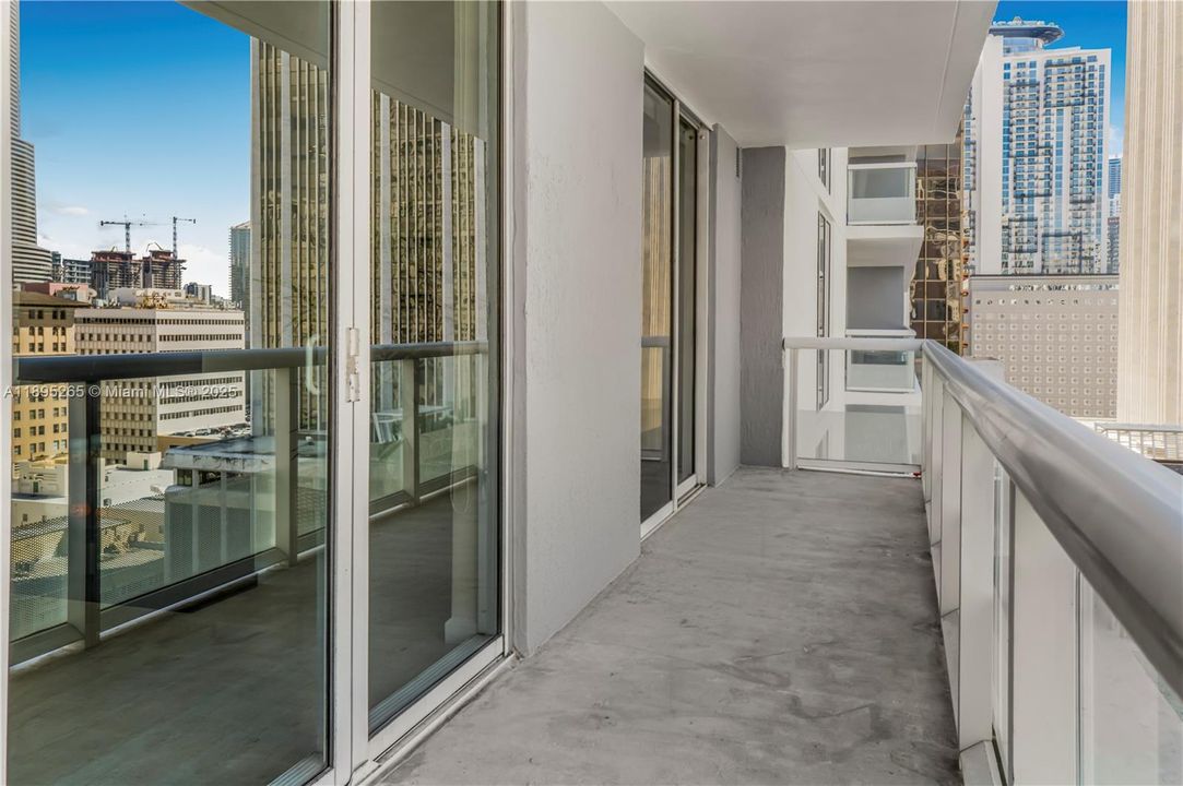 En Venta: $430,000 (1 camas, 1 baños, 845 Pies cuadrados)