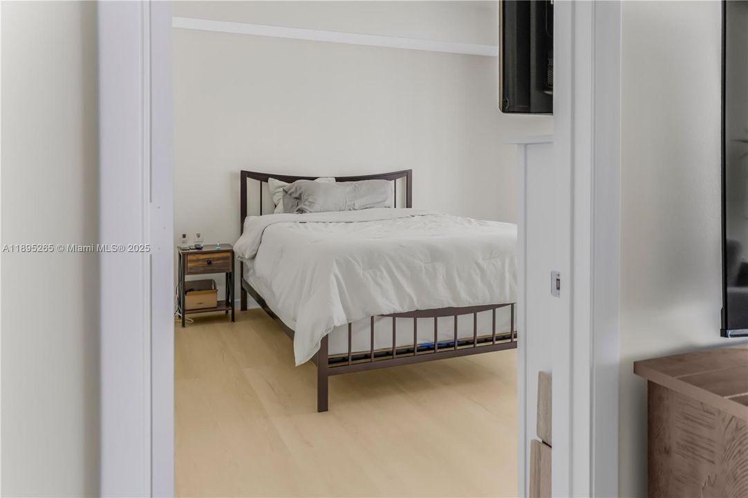 En Venta: $430,000 (1 camas, 1 baños, 845 Pies cuadrados)