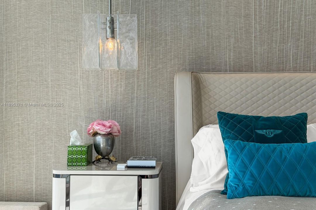 На продажу: $13,000,000 (4 спален, 5 ванн, 4021 Квадратных фут)