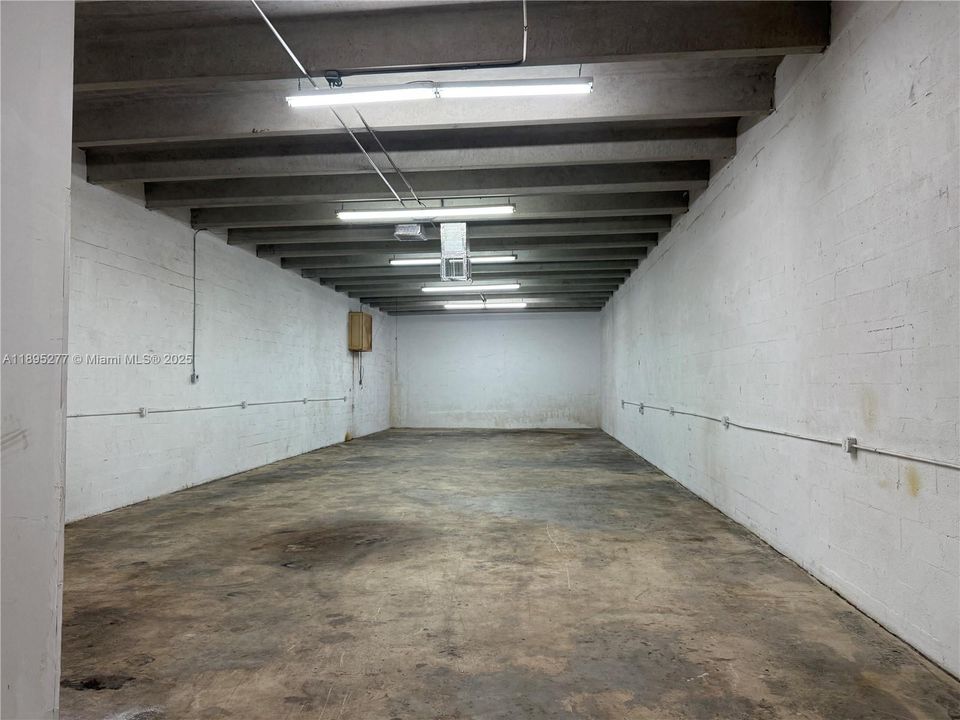 В аренду: $4,400 (0 спален, 0 ванн, 0 Квадратных фут)