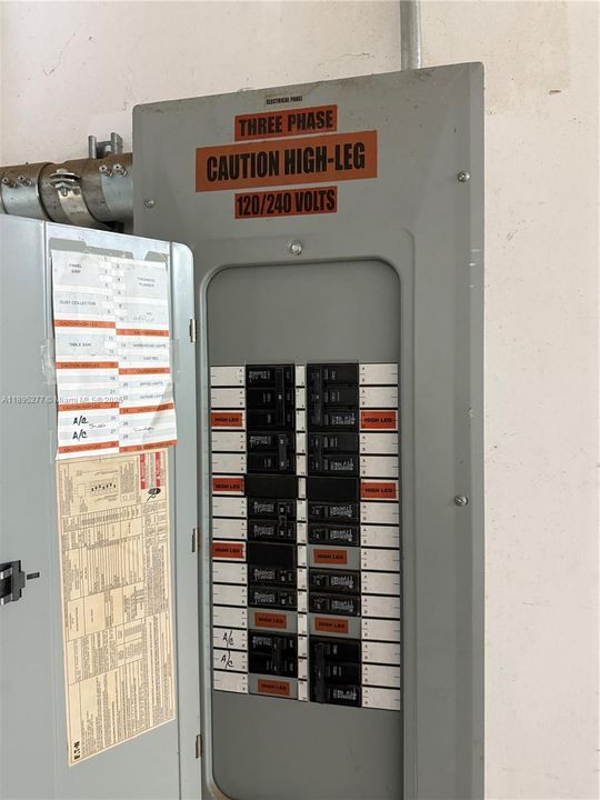 В аренду: $4,400 (0 спален, 0 ванн, 0 Квадратных фут)