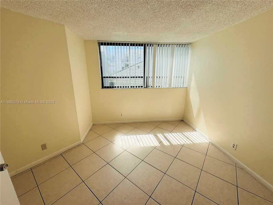 En Venta: $141,000 (1 camas, 1 baños, 775 Pies cuadrados)