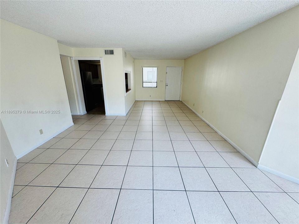 En Venta: $141,000 (1 camas, 1 baños, 775 Pies cuadrados)