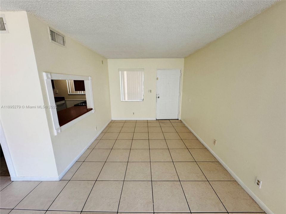 En Venta: $141,000 (1 camas, 1 baños, 775 Pies cuadrados)