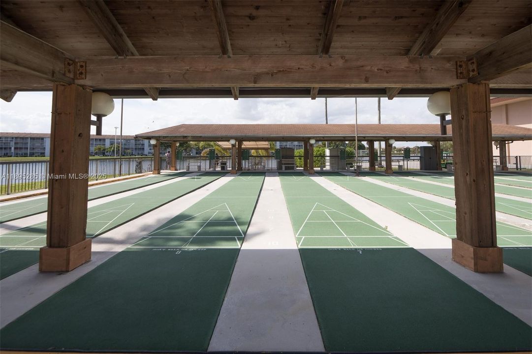 For Sale: $190,000 (2 beds, 2 baths, 1044 Square Feet)