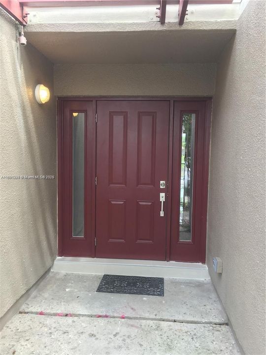 最近租的: $3,000 (2 贝兹, 2 浴室, 1318 平方英尺)