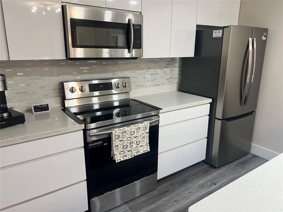 最近租的: $2,300 (2 贝兹, 2 浴室, 1236 平方英尺)