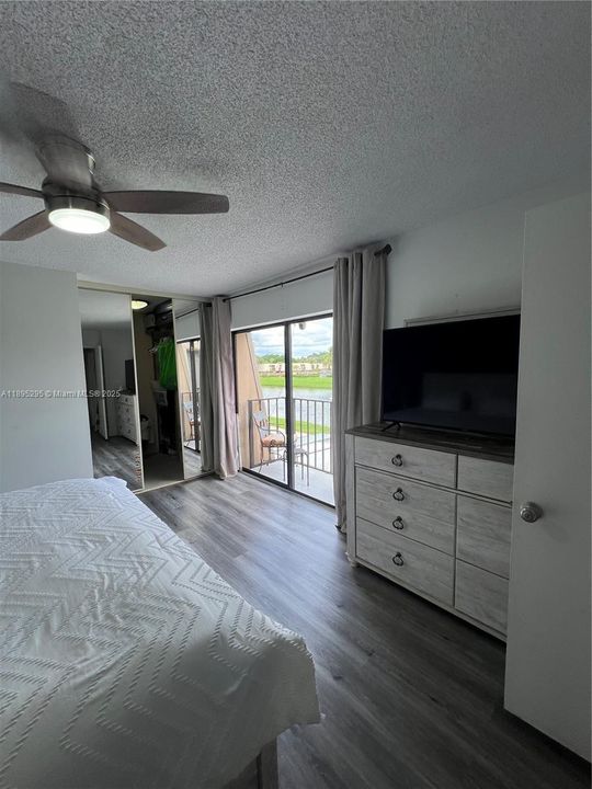 最近租的: $2,300 (2 贝兹, 2 浴室, 1236 平方英尺)